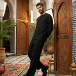 Ensemble traditionnel modernisé – Élégance noire