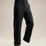 Ensemble traditionnel modernisé – Élégance noire